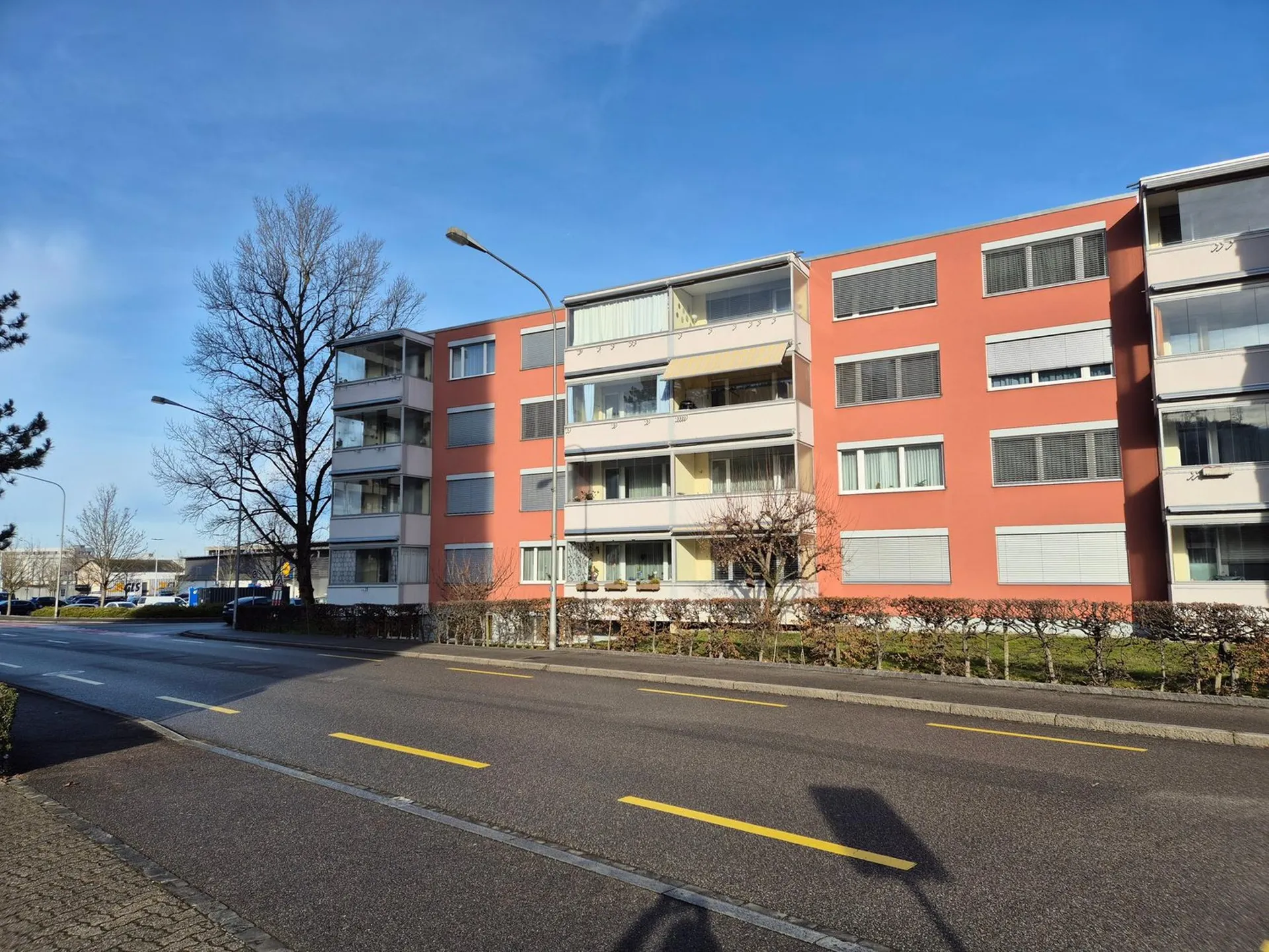 Moderne 4.5-Zimmer-Wohnung mit Balkon+Lift in Pratteln