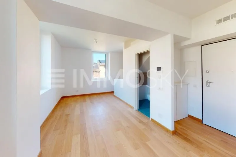 Finiture di pregio in villa ristrutturata in stile Liberty