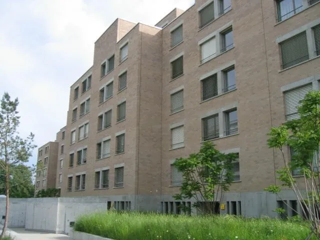 Wunderschöne 3.5 Zimmer-Wohnung mit Wintergarten