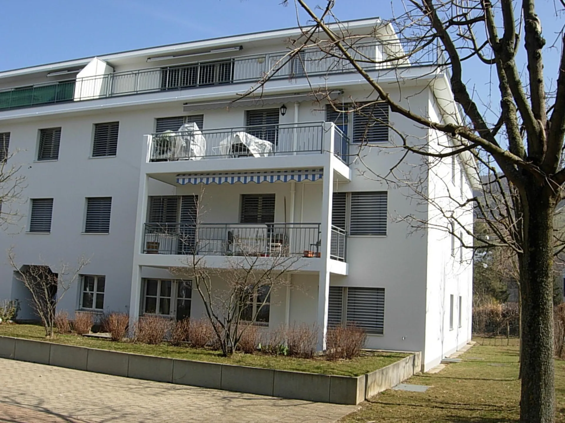 Attraktive 4.5-Zimmerwohnung mit Balkon