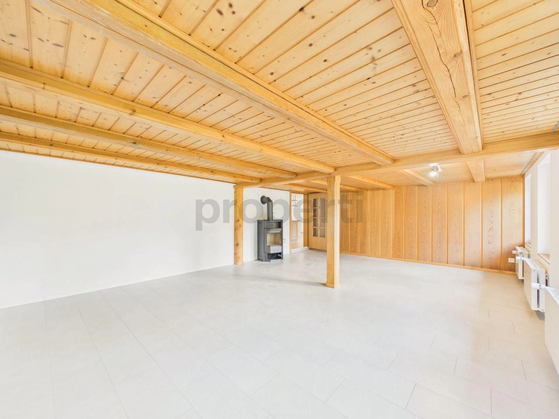 Moderne 6.5-Zimmer Wohnung in Rohrbachgraben