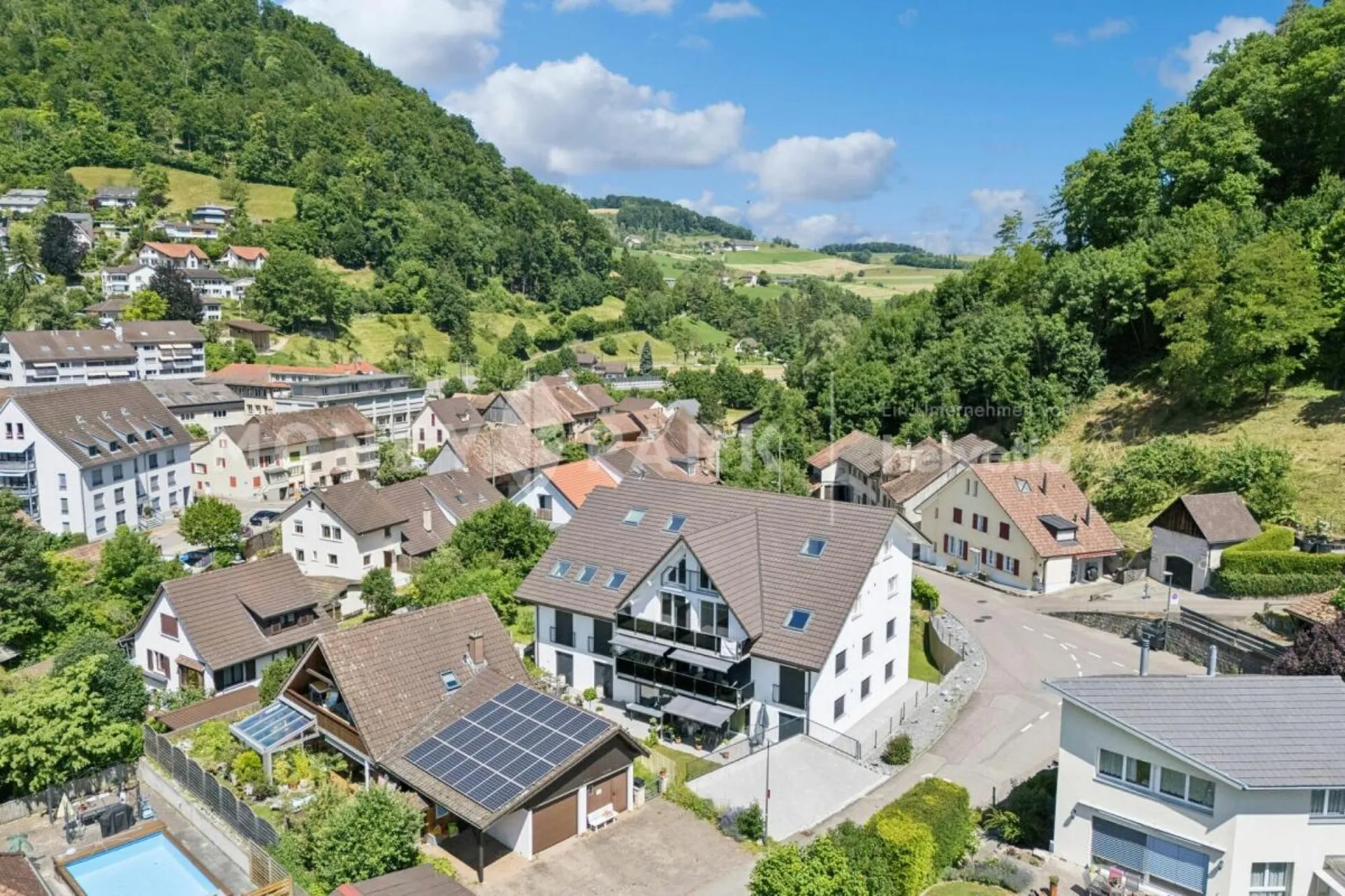 Moderne 5.5-Zimmer-Maisonettewohnung sonnig, ruhig und familienfreundlich
