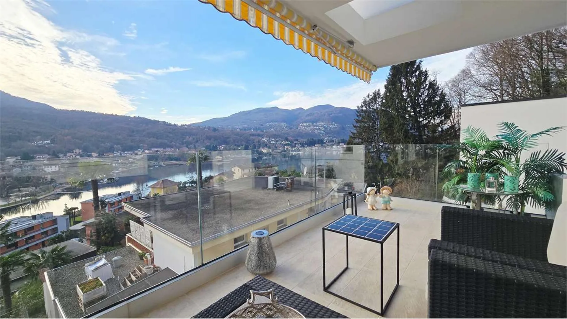 Appartamento di lusso fronte lago in affitto - Caslano, Lago di Lugano
