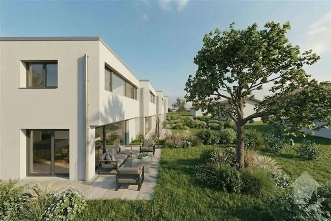 Modernes 5,5-Zimmer-angrenzendes Haus in ruhiger Umgebung