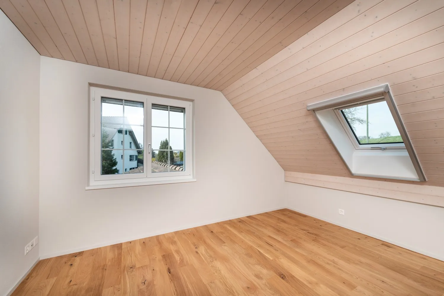 Erstvermietung: Neu erstellte helle 3.5 Zimmer Wohnung mit 108 m2 in 8626 Ottikon
