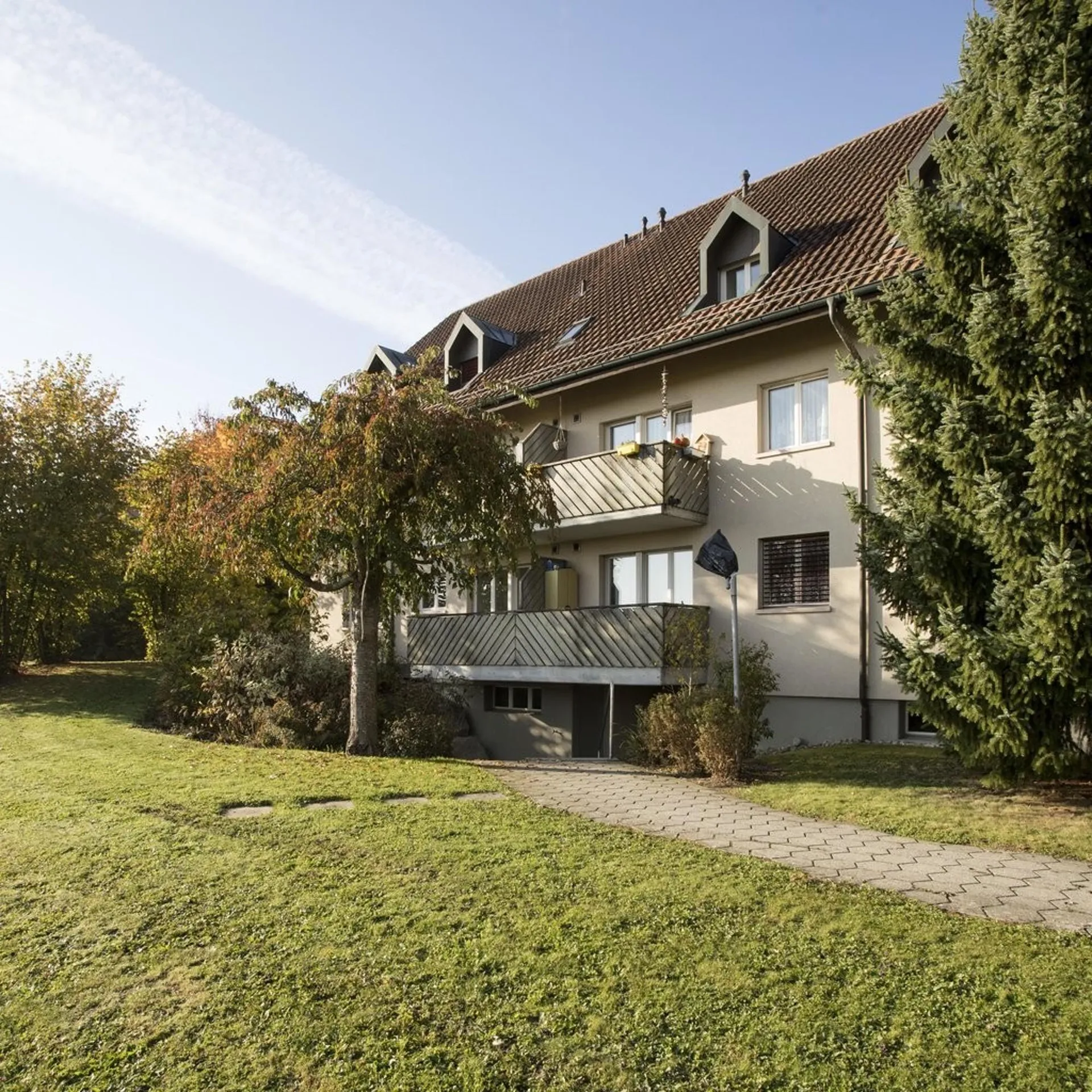 Heimelige Dachwohnung zu vermieten!