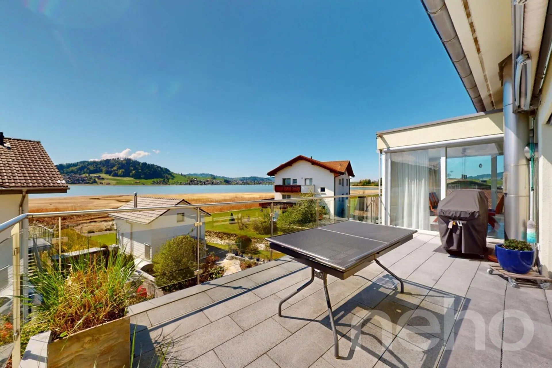 Wohnen mit Weitblick am Sihlsee ? Ruhe, Licht und Panorama vereint