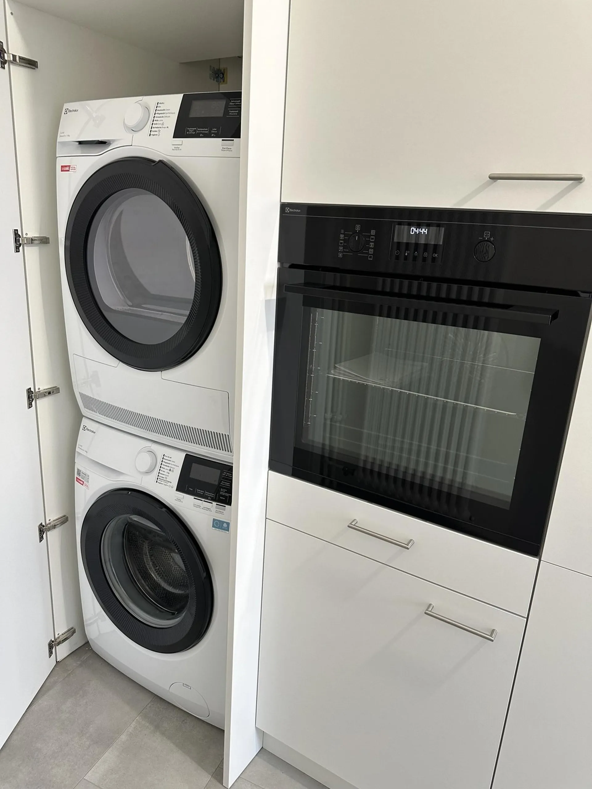 Image 9