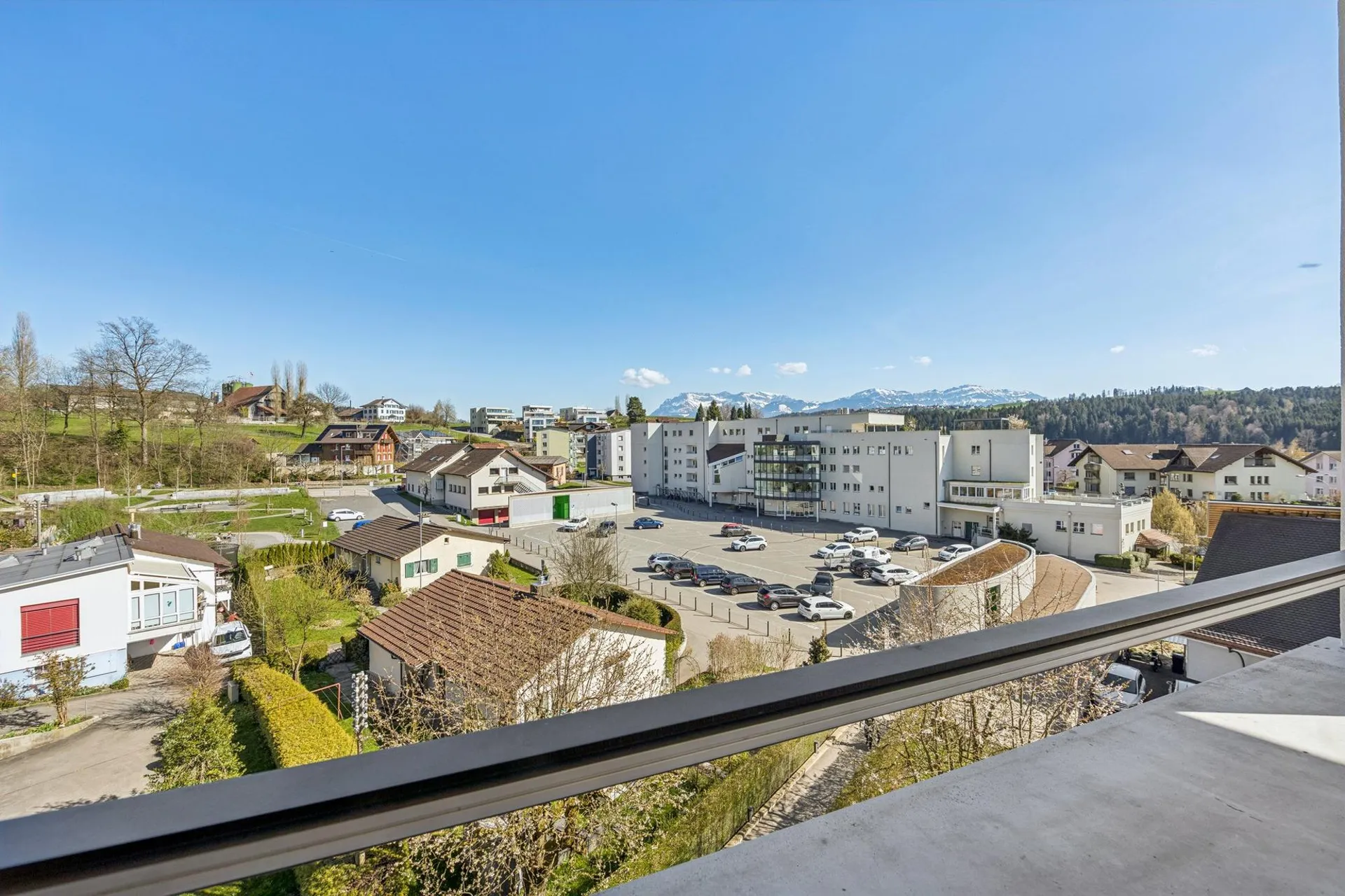 Attraktive, helle Wohnung im Zentrum von Ruswil mit schöner Aussicht