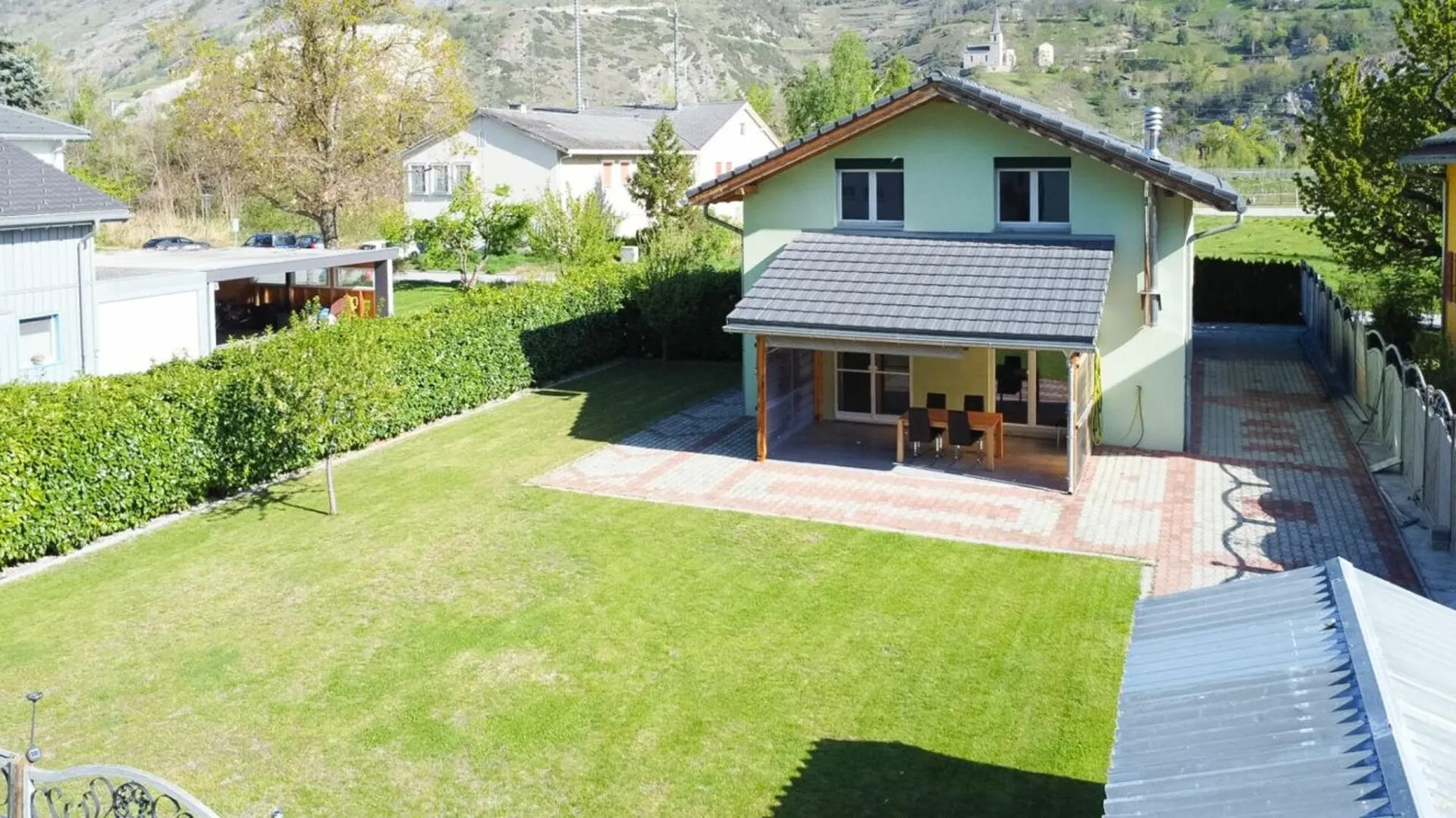 Charmantes Einfamilienhaus in Raron / Charmante maison individuelle à Rarogne