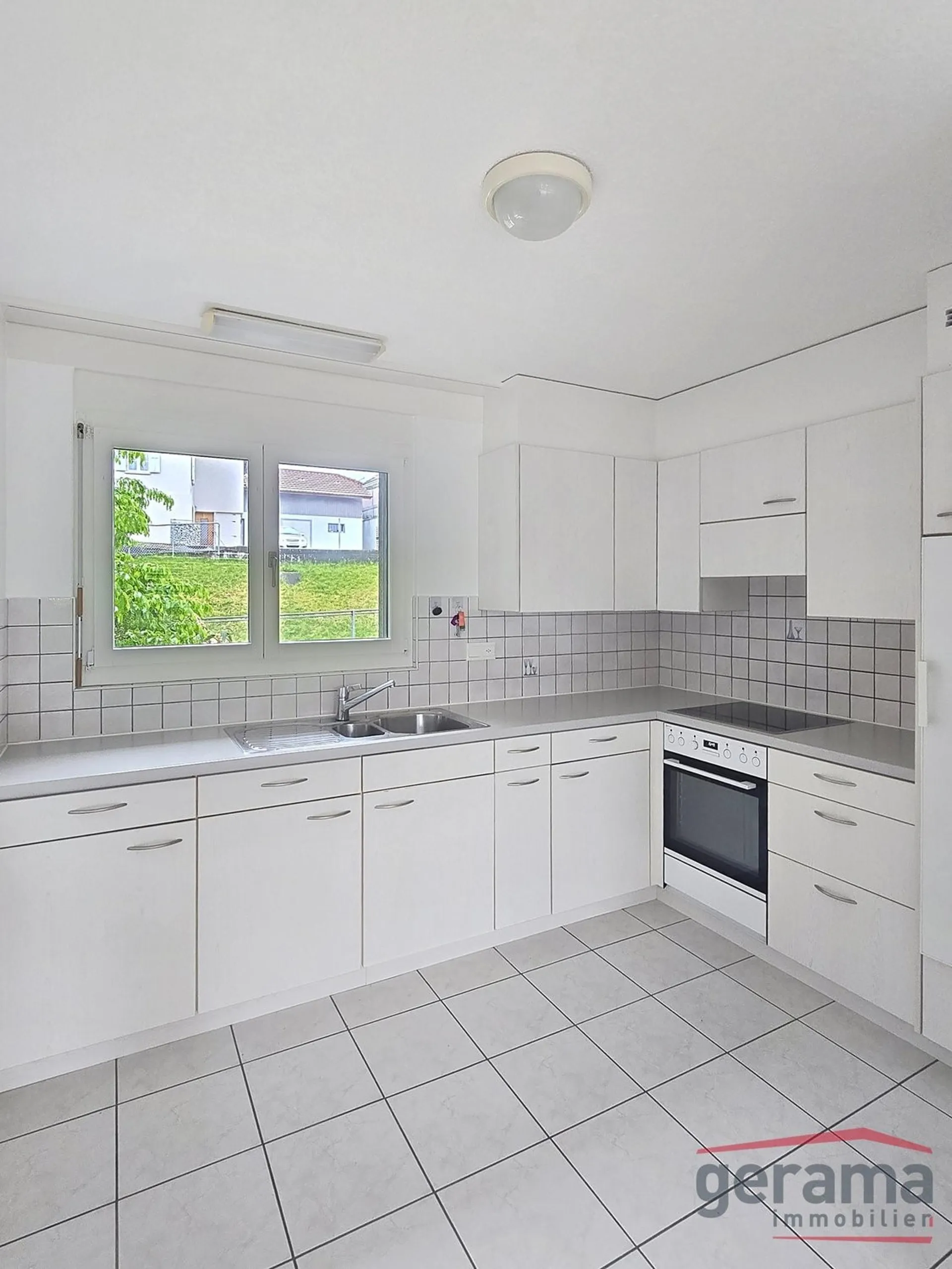 Helle 3.5 Zimmerwohnung in Schmitten