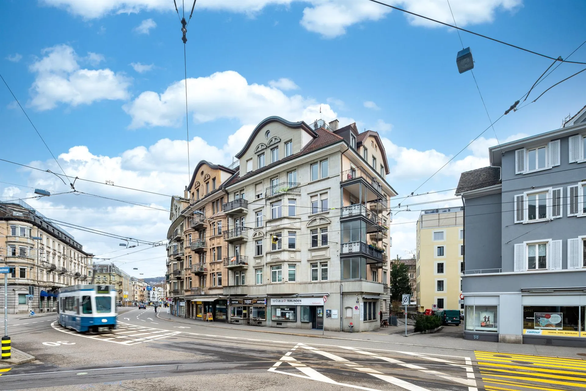Geniale Loftwohnung mit eigener Dachterrasse!