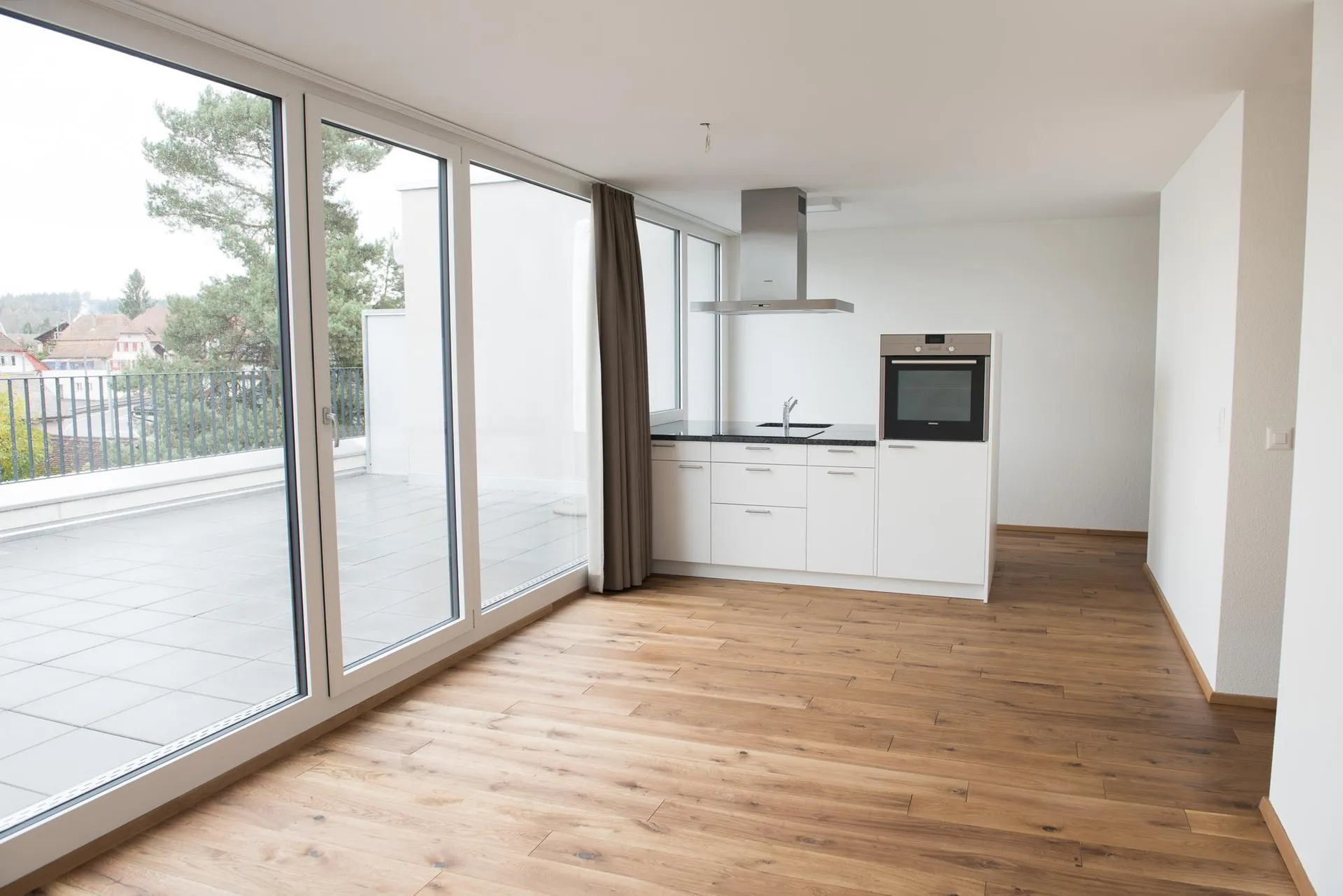 Moderne 3.5-Zimmer-Dachwohnung mit grosser Terrasse in Oberentfelden