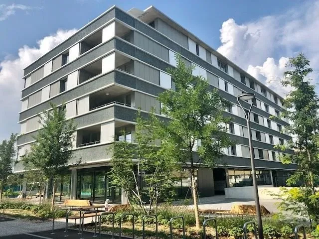 Cherchez-vous un logement où il fait bon vivre avec parking ?
