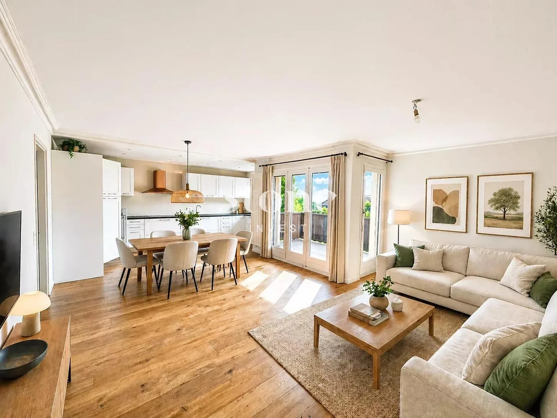 Superbe 5 pièces traversant avec balcon et loggia