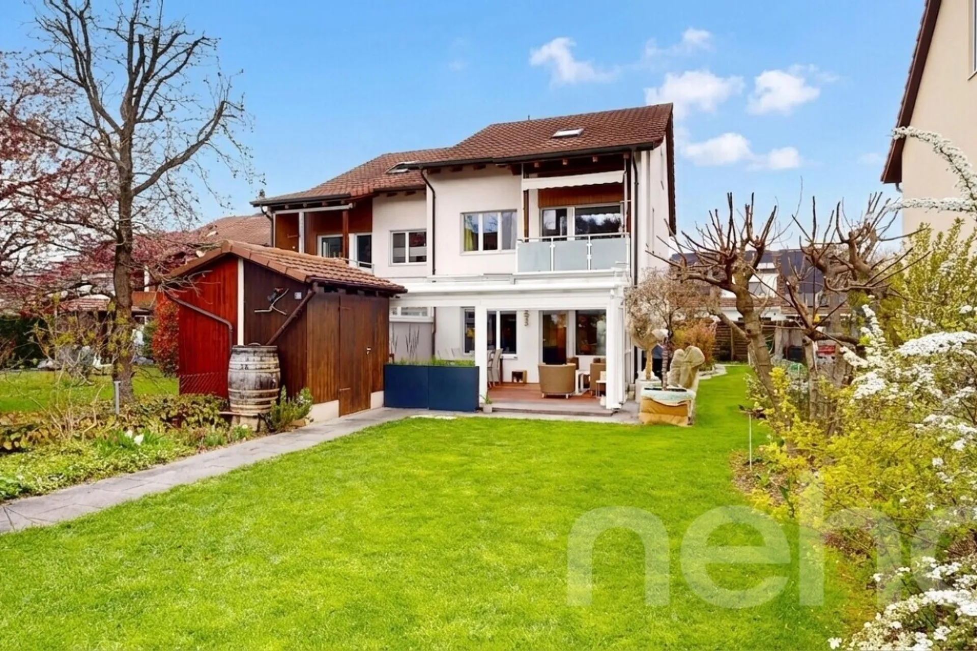 Familienhaus mit Garten, viel Platz & Top-Aussenbereich