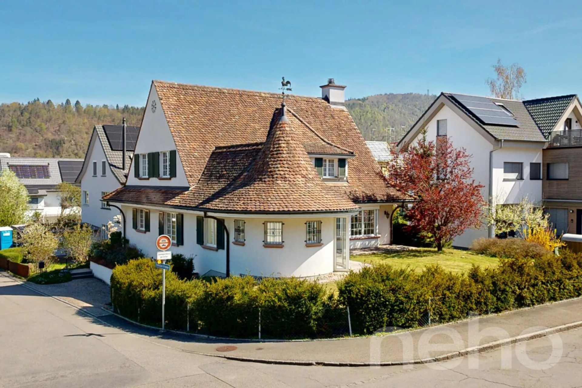 Exklusives 6.5-Zimmer Landhaus an begehrter Lage