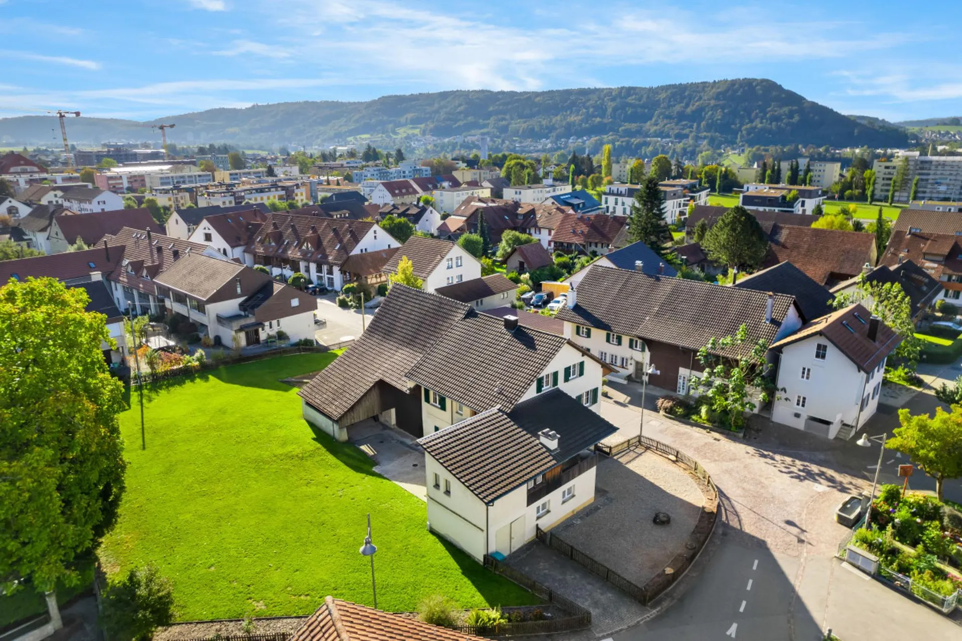 Zuhause mit viel Charme & vielseitigen Investitionsmöglichkeiten