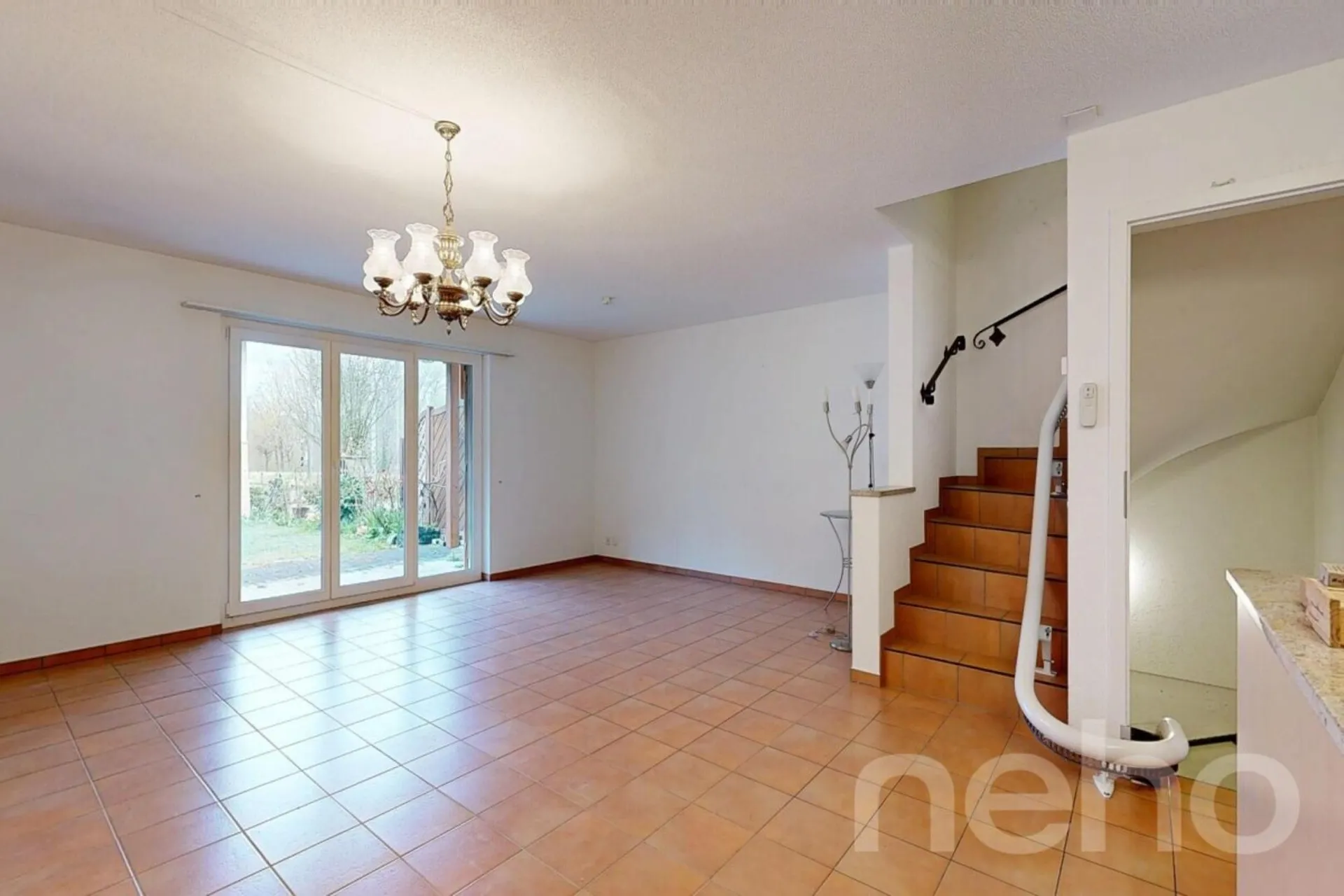 5.5 Zimmer Reihenhaus mit Garten, ausgebautem Dachstock & Treppenlift