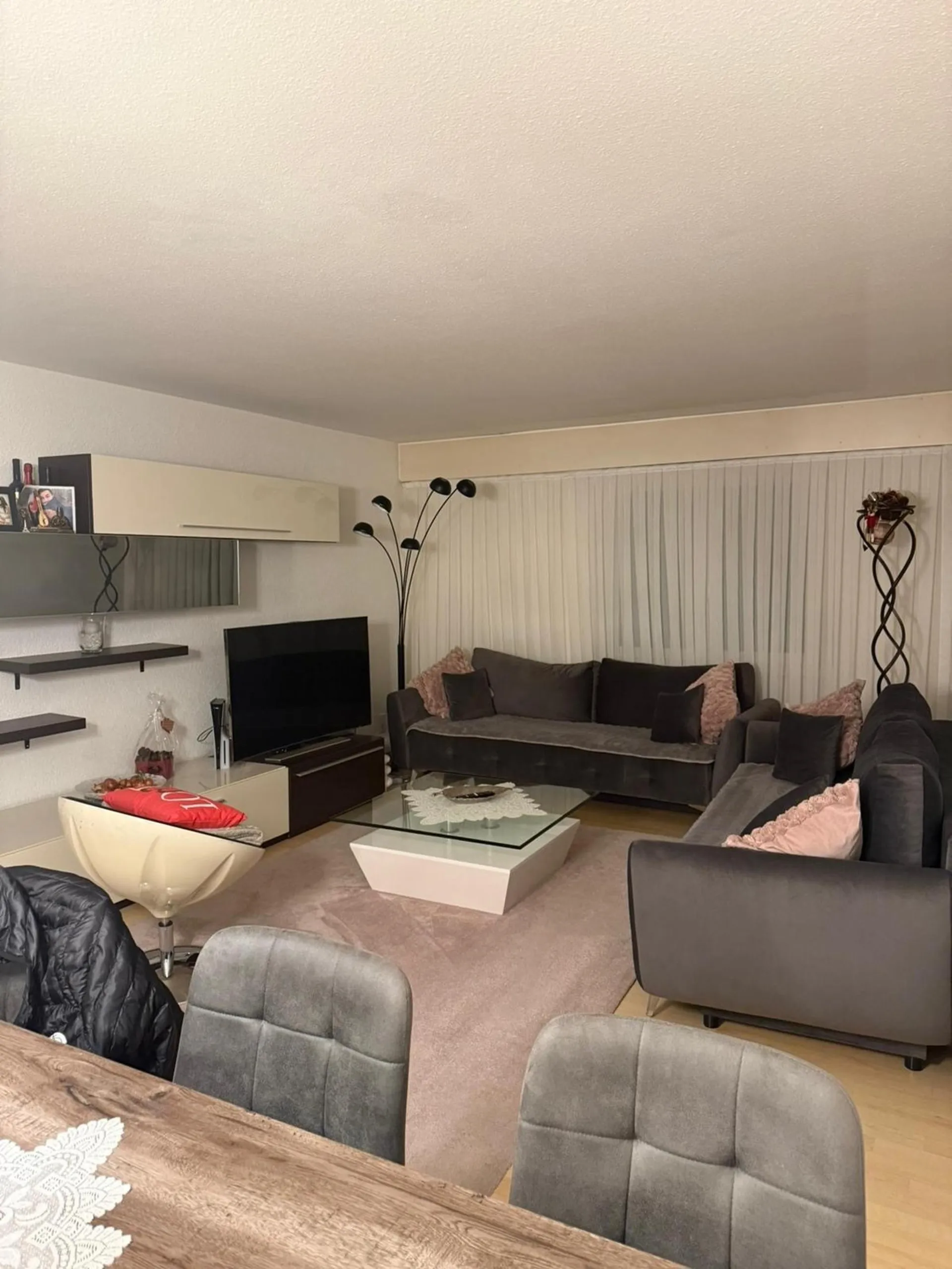 Helle 4.5-Zimmer-Wohnung im 4. Stock an zentraler Lage in Grenchen