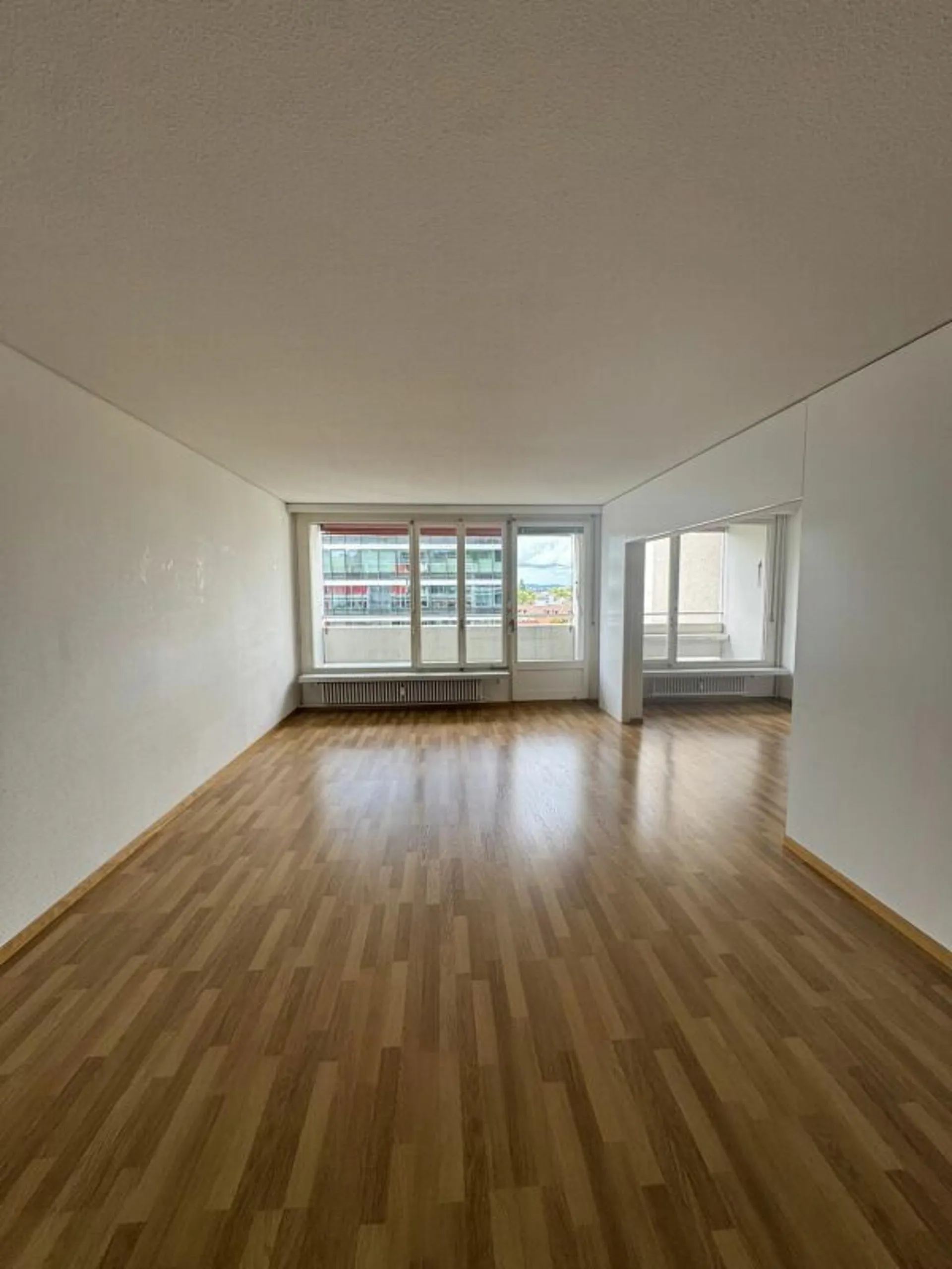 Zu vermieten: geräumige 3,5-Zimmer-Wohnung ab sofort!