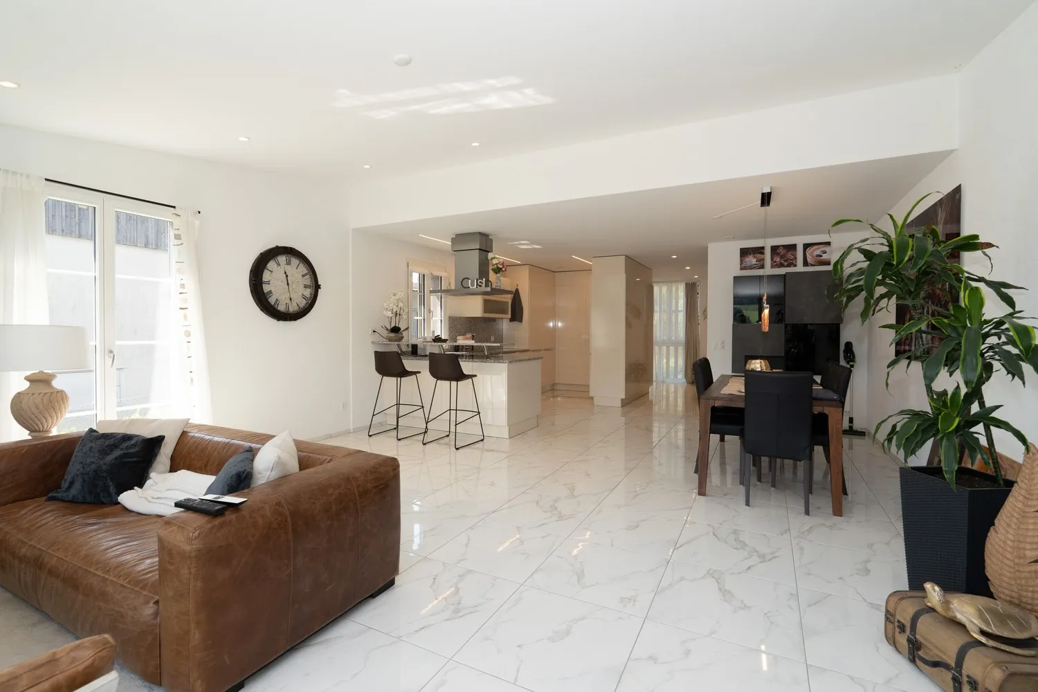 4.5 Zimmer Doppeleinfamillienhaus