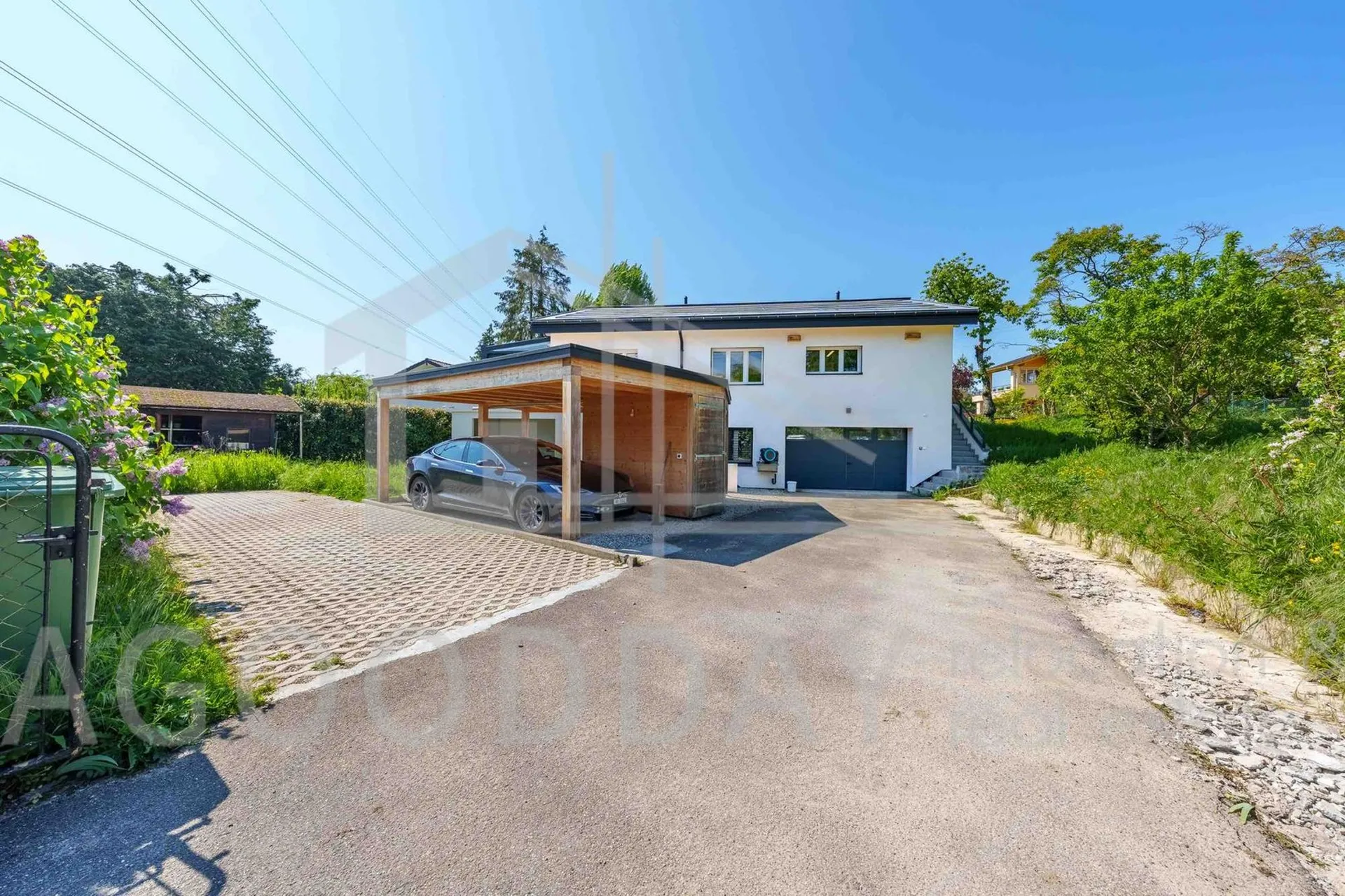 Charming 7-room house with garden in Founex