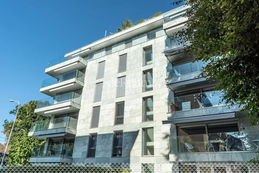 Superbe 3.5 pièces au rez-de-chaussée avec terrasse/jardin