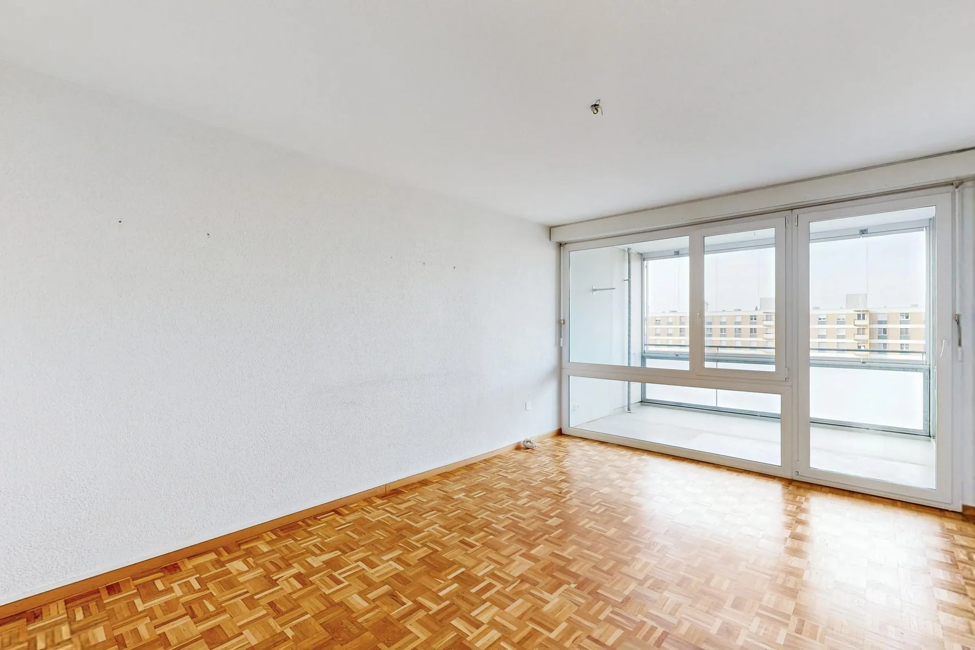Charmante Wohnung in Bahnhofsnähe sucht Sie!