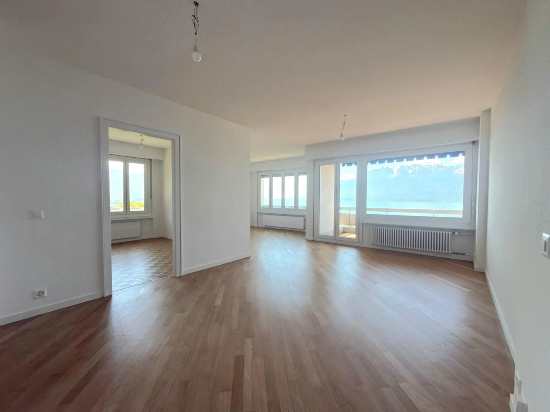 Spacieux appartement de 4 pièces avec vue sur le lac