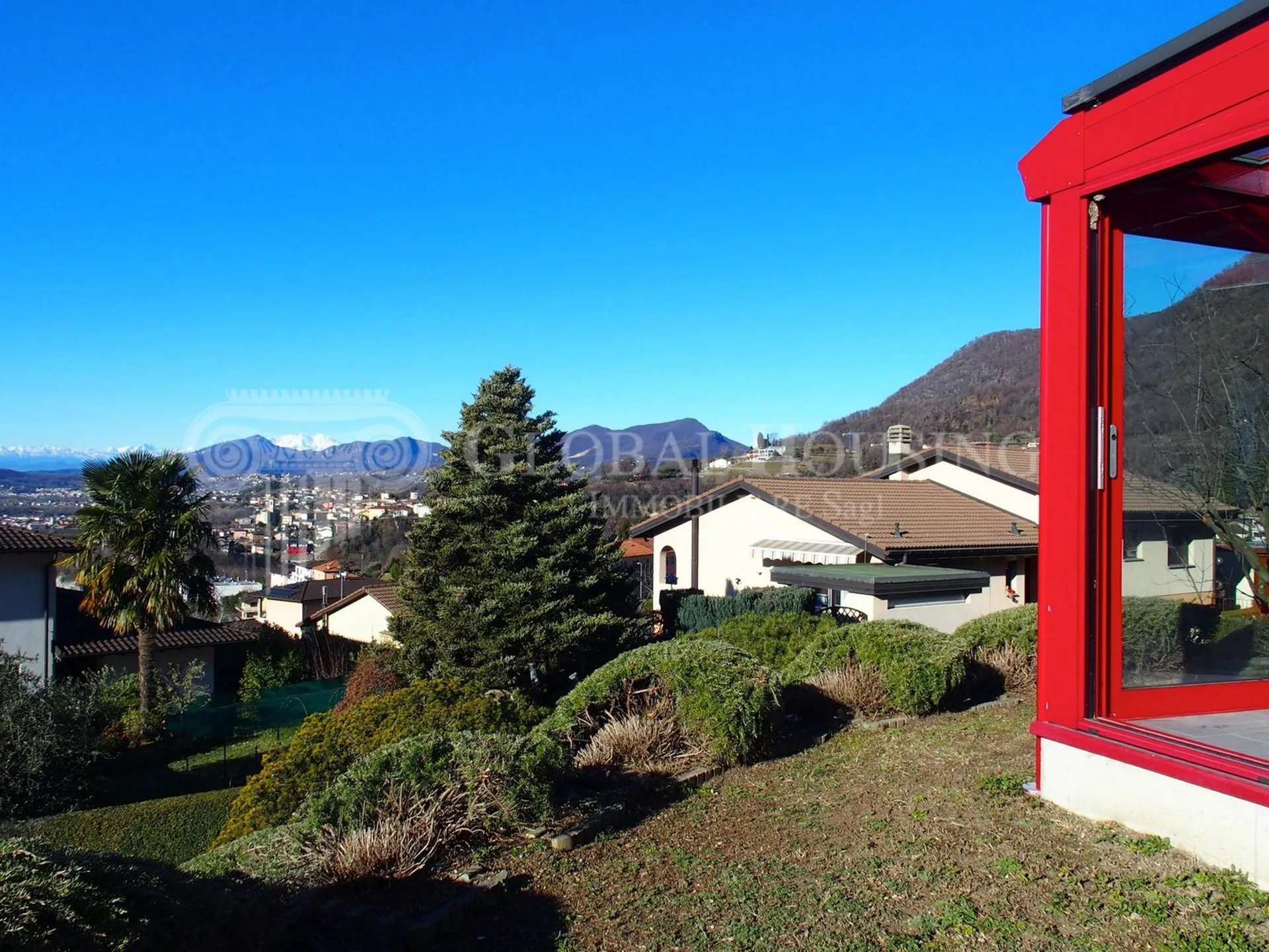 Casa con vista panoramica / Haus mit prächtiger Aussicht