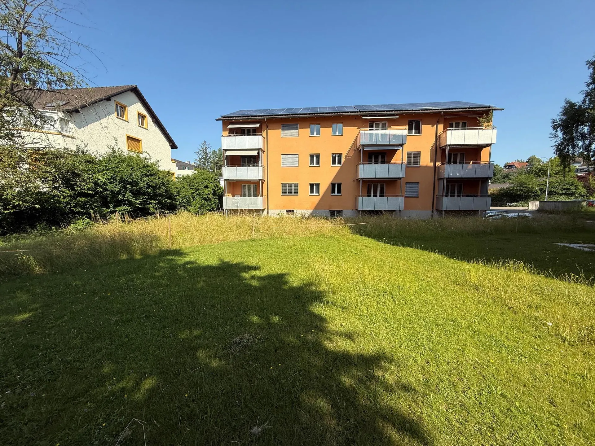 Helle Wohnung mit Balkon in ruhiger Lage von Wetzikon