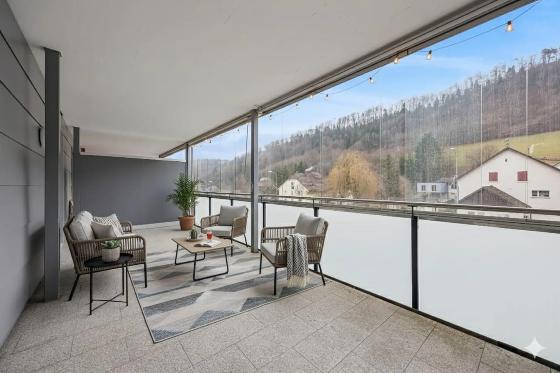 Helle 2.5-Zimmer-Wohnung mit grosser Terrasse!