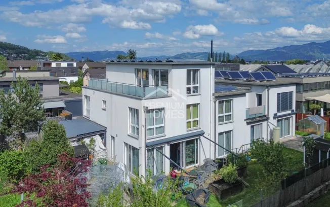 Oase im Rheintal mit PV-Anlage
