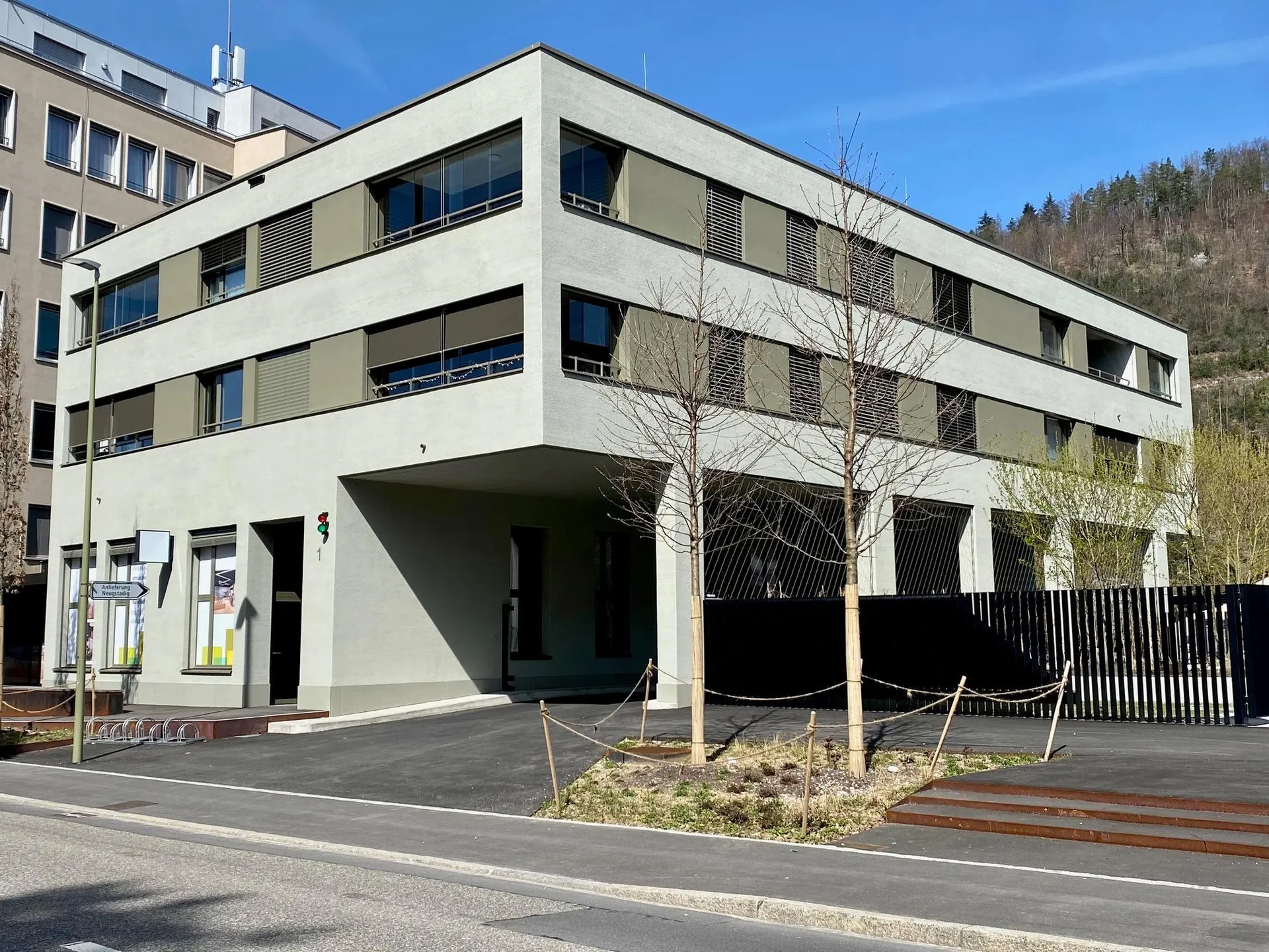 Topmoderne 3.5 Zimmer Wohnung
