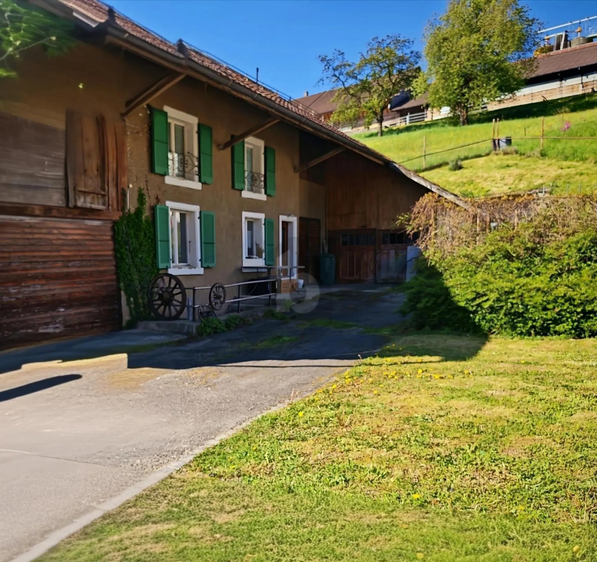 IDYLLISCH MIT VERWIRKLICHUNGSCHANCEN
