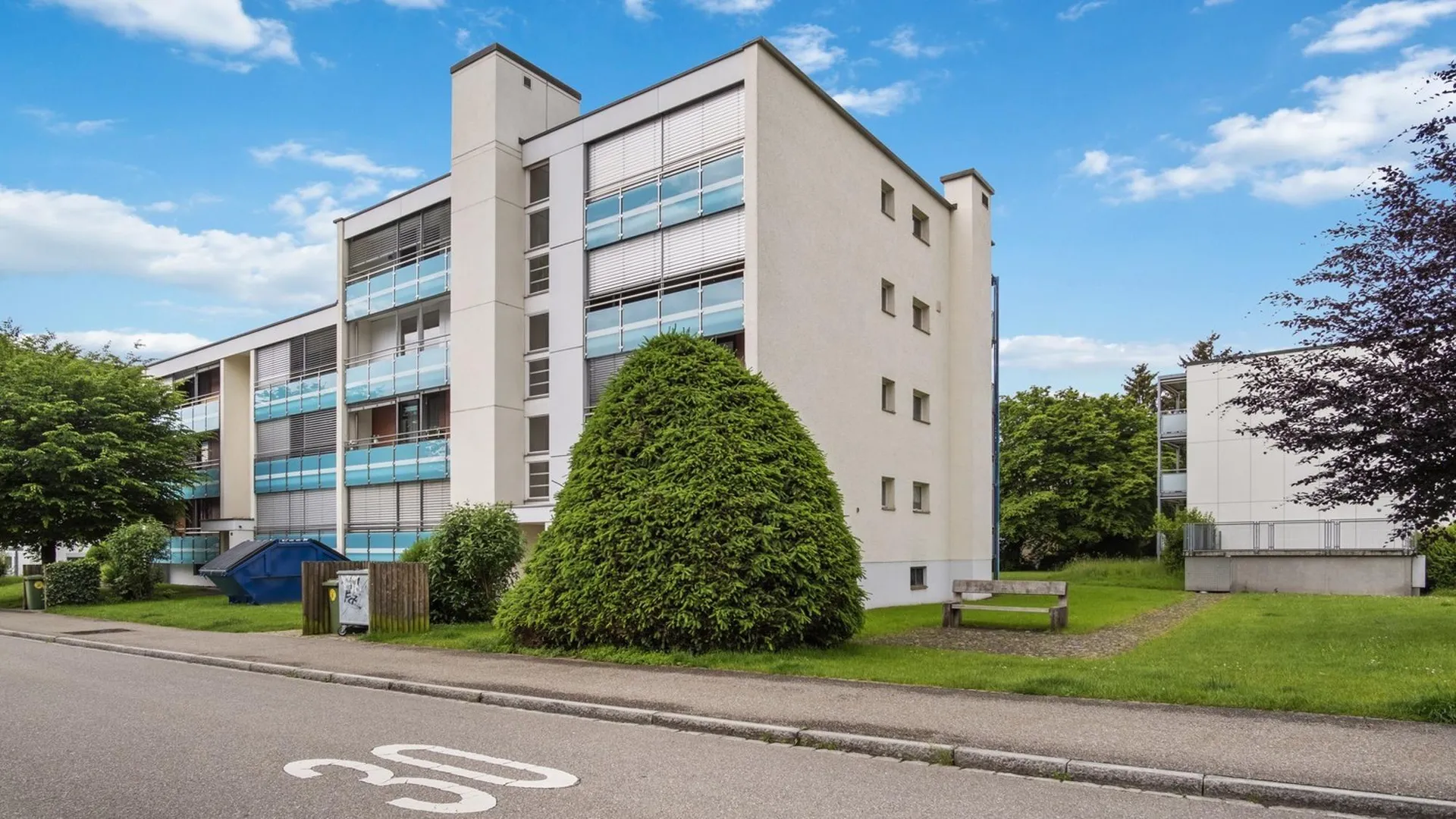4.5-Zimmerwohnung mit großzügigem Wintergarten. Jetzt verfügbar - Das kann Ihr neues Zuhause sein!