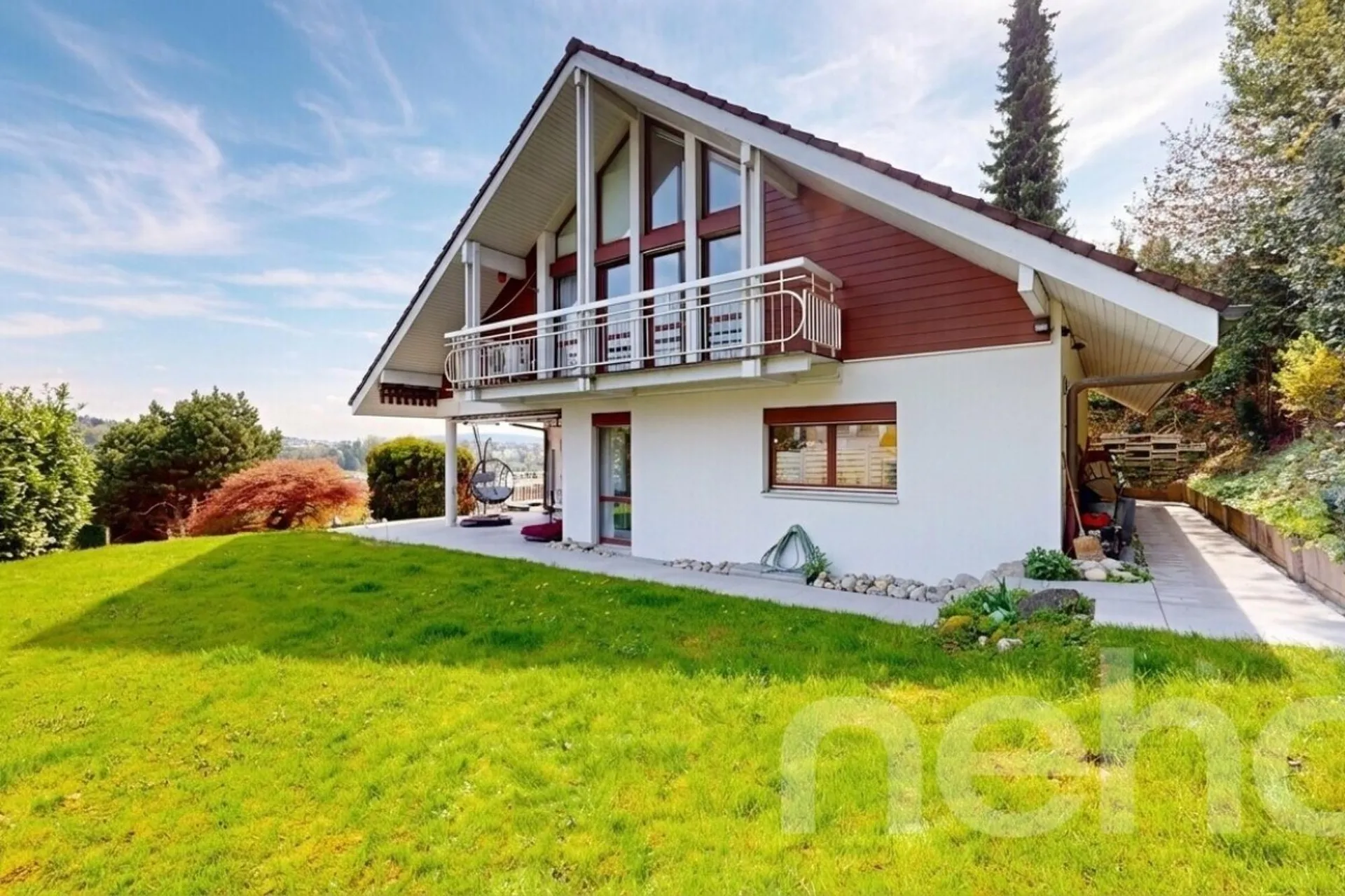 Einfamilienhaus mit Panoramaaussicht und Gartenparadies in Ebikon