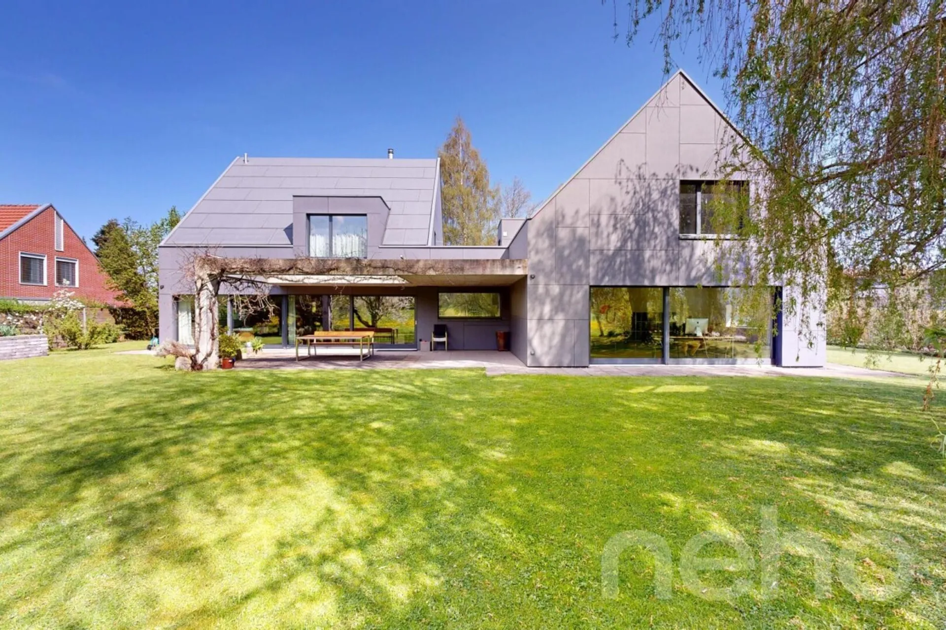 Architektur, Raum und Privatsphäre an ruhiger Lage von Mörschwil