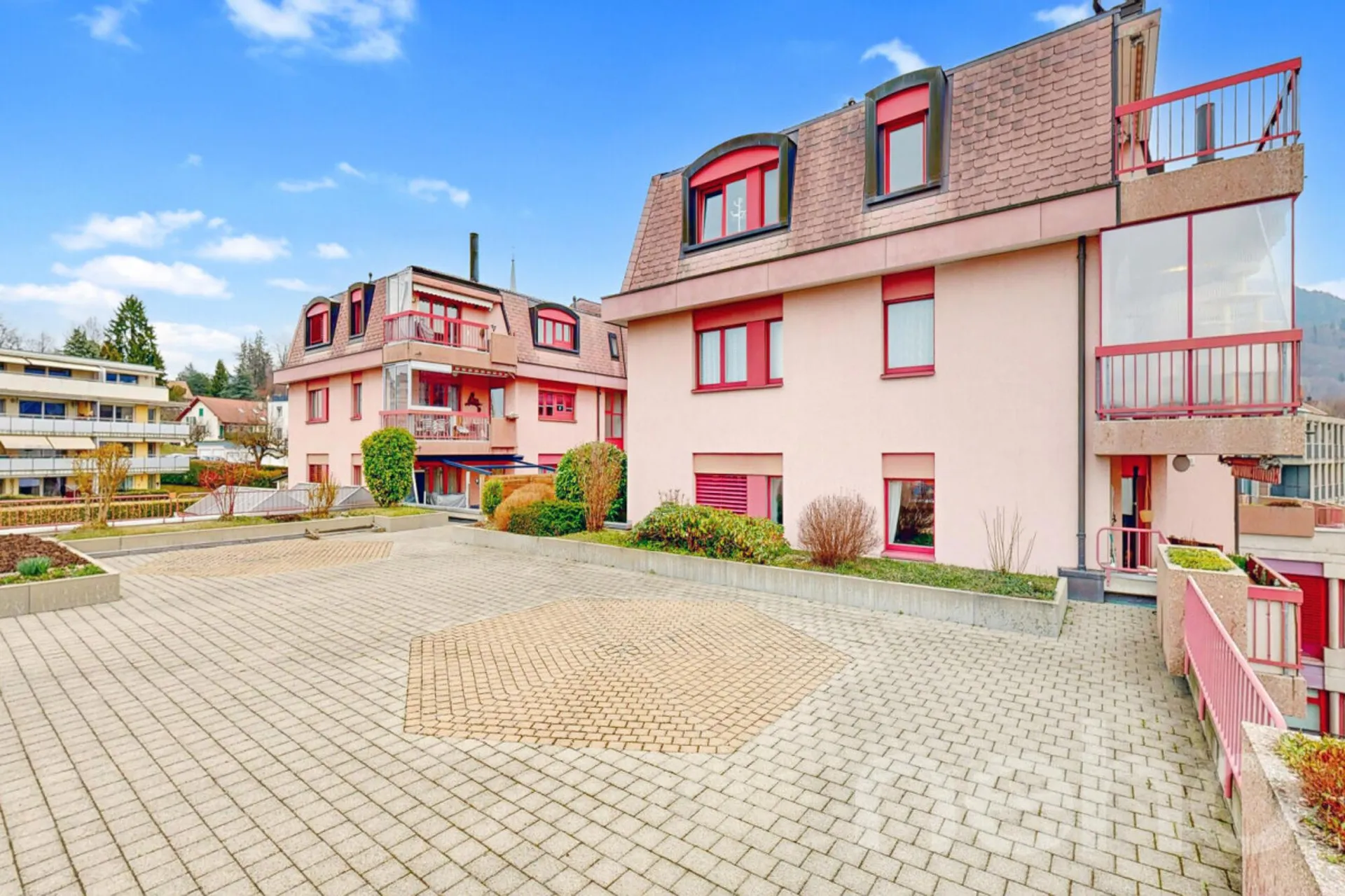 Appartement lumineux avec grande terrasse au c?ur de Châtel