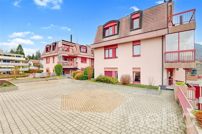 Helle Wohnung mit großer Terrasse im Herzen von Châtel