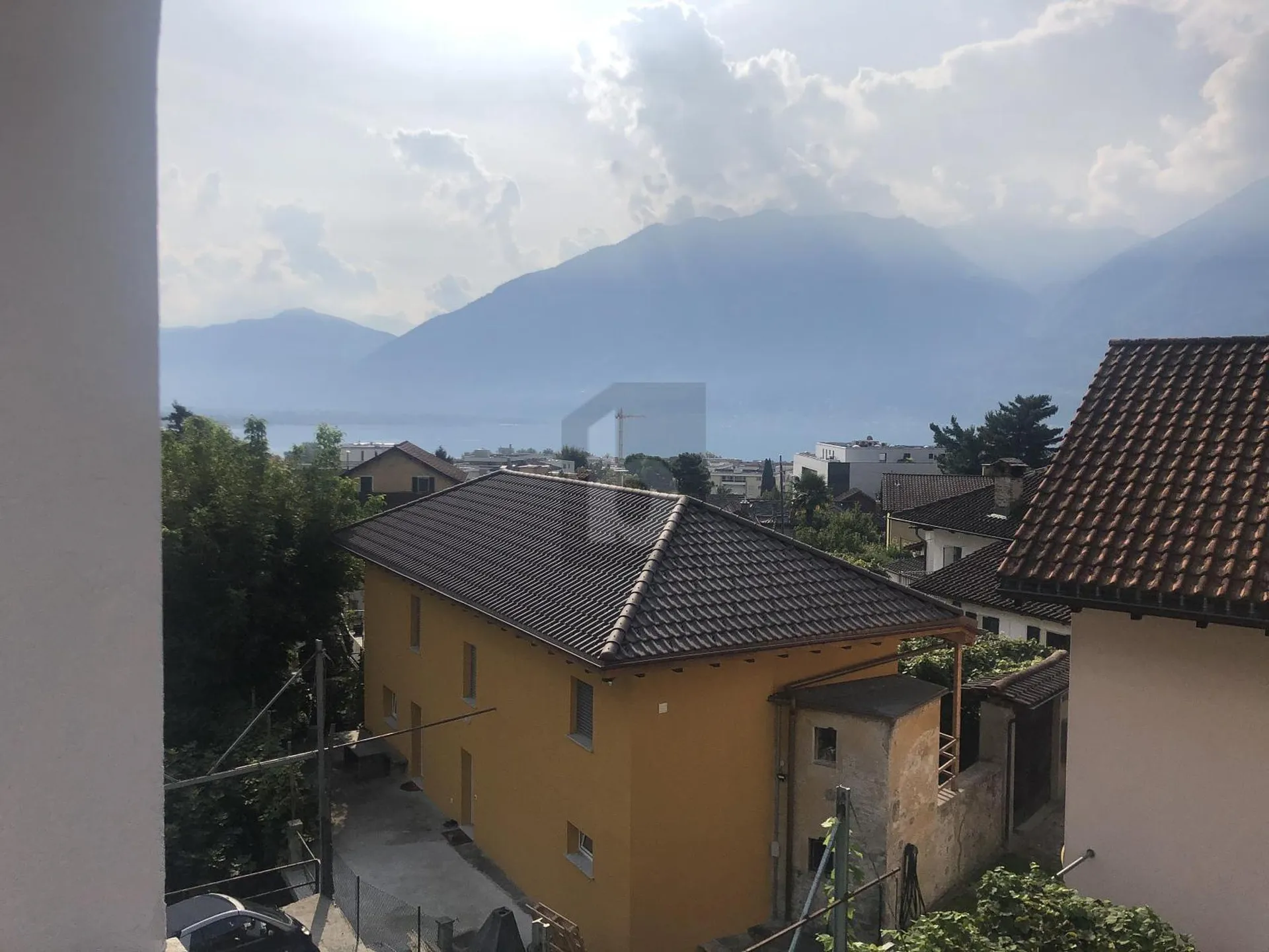 GRANDE PLURIFAMILIARE CON POTENZIALE