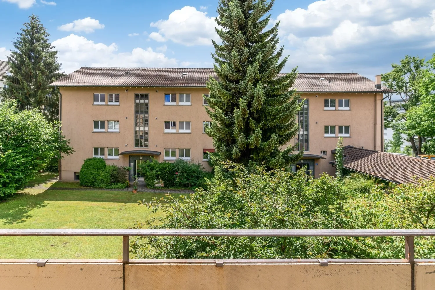 2.5-Zimmerwohnung in Kloten Hagenholz befristet bis 30.09.2027