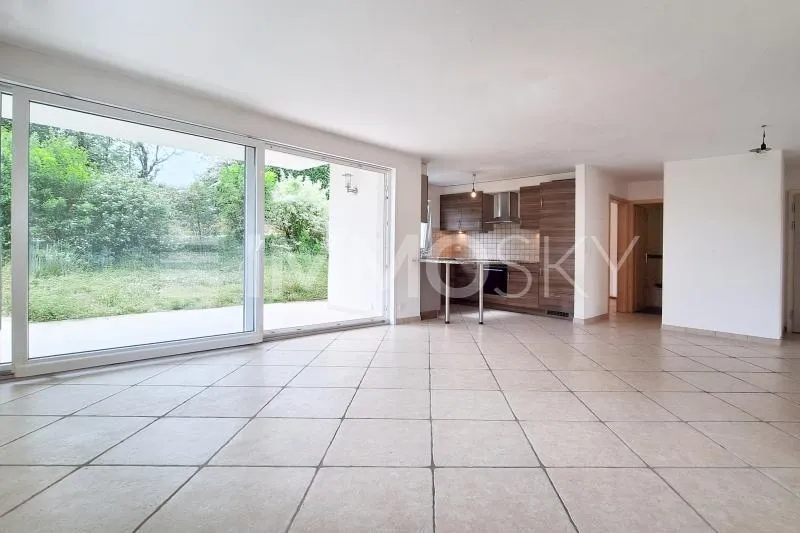 Bel appartement 4.5 pièces au rez-de-chaussée avec jardin