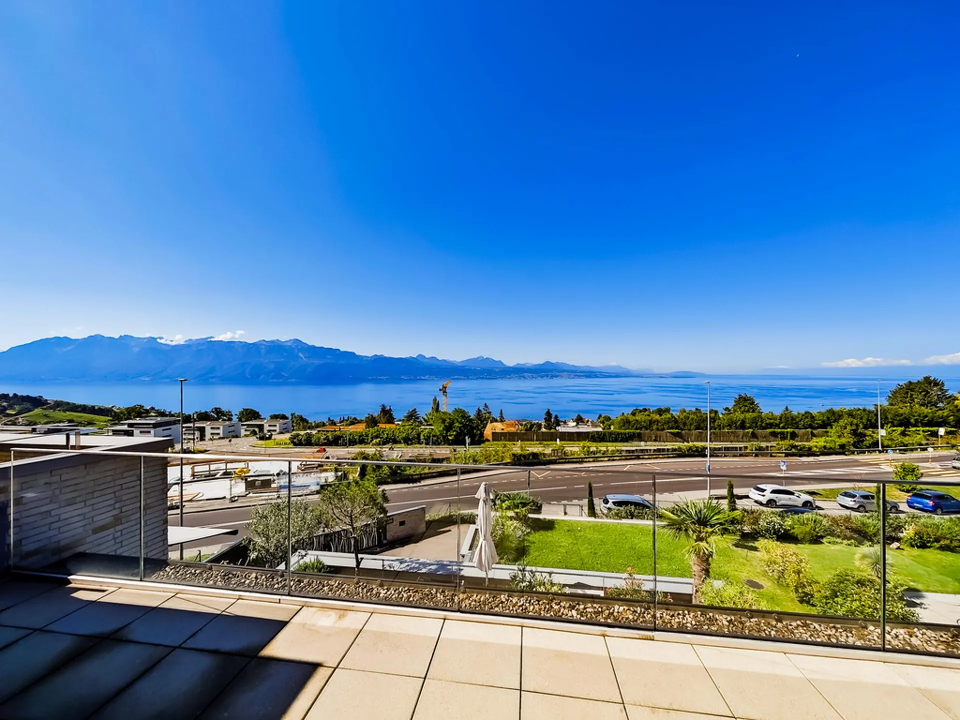 Penthouse de 4.5 pièces avec vue panoramique sur le Lac