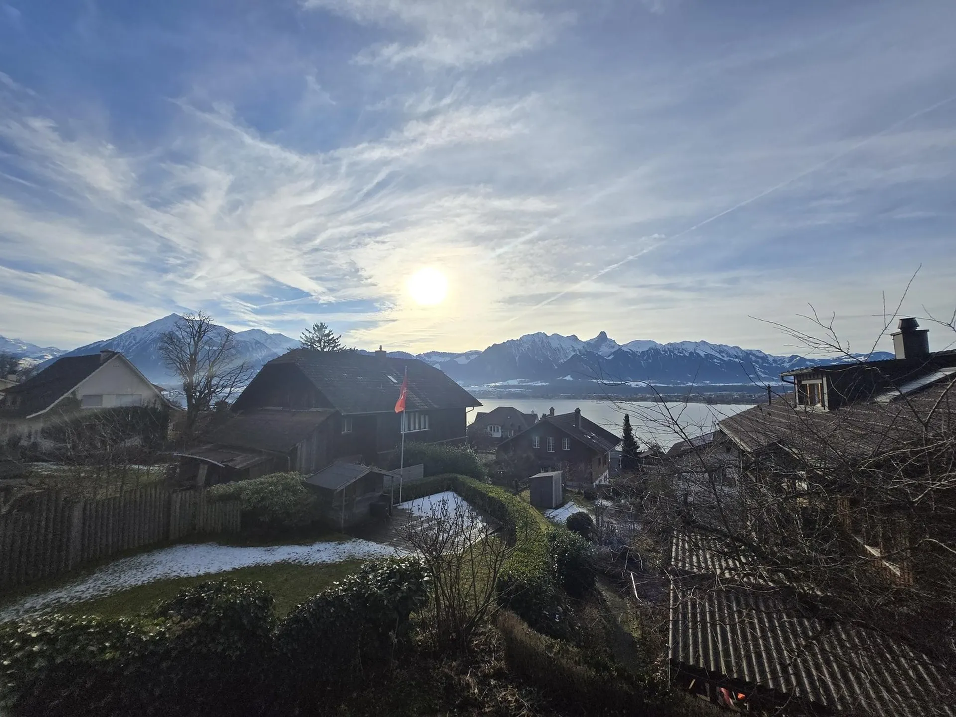 5 ½ Zimmer-Doppeleinfamilienhaus in Hilterfingen