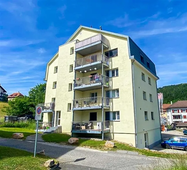 3,5-Zimmer-Wohnung mit Balkon und Aufzug