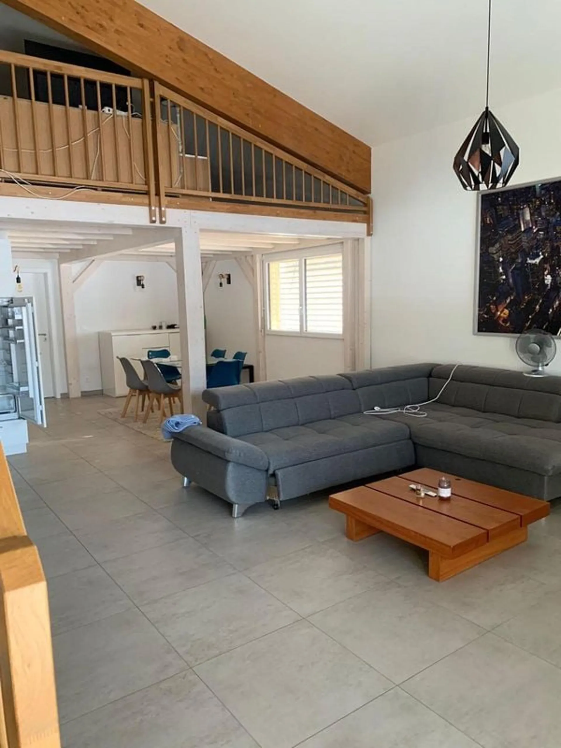 Magnifique appartement lumineux de 96 m2, à la campagne