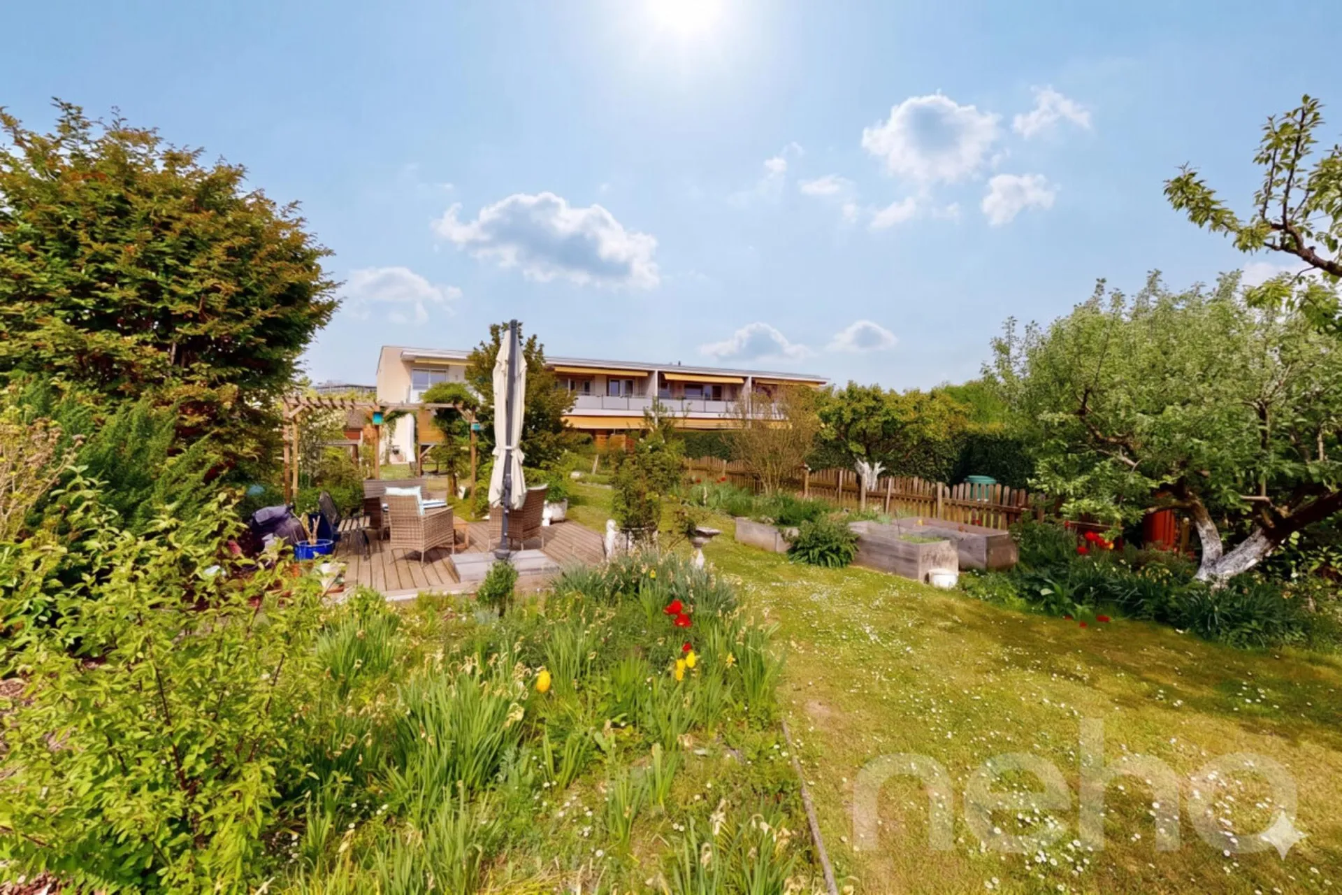 Bel appartement de 4,5 pcs et magnifique jardin au calme à Bussigny