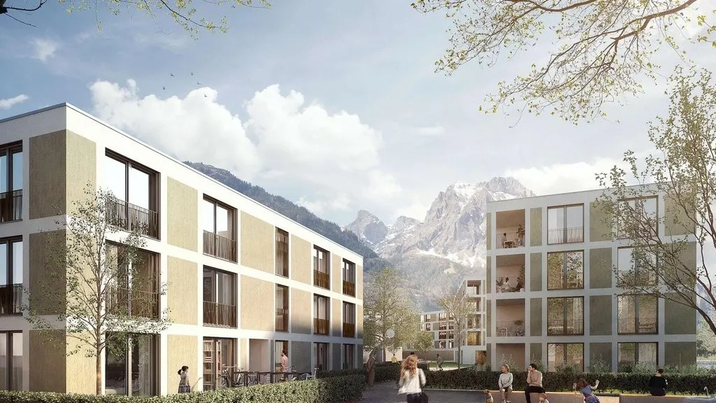 Motorradparkplätze mitten in Altdorf